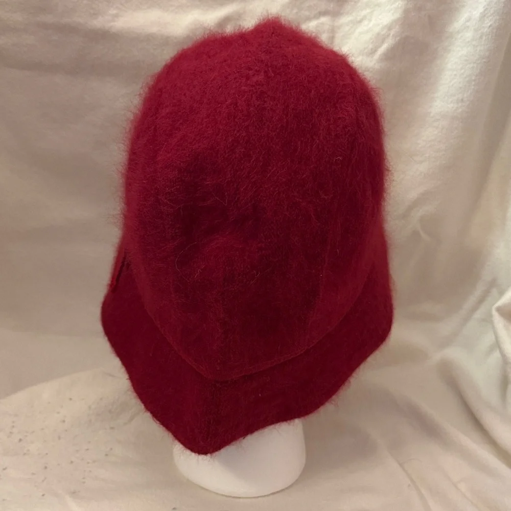 NWT Gap Red Cloche / Bucket Hat - Picture 3 of 6